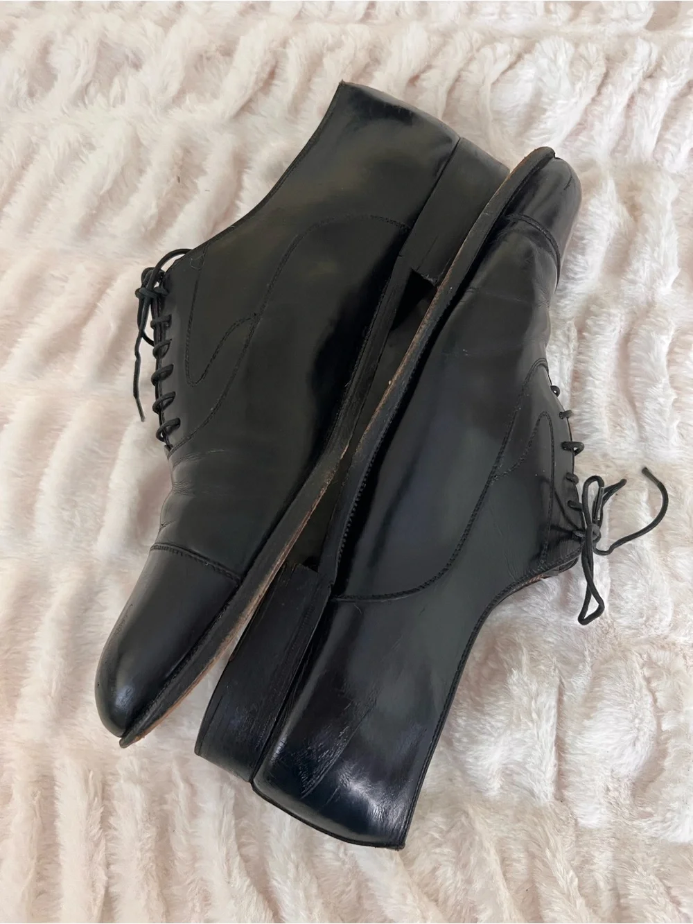 FERRAGAMO Men’s Black Leather Cap Toe Oxford Dress Shoes Size 11.5 D